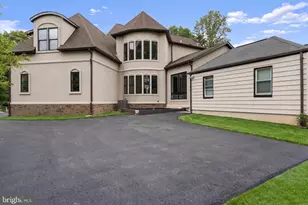 7301 Calvert St, Annandale, VA 22003 - Photo 104
