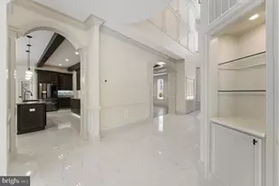 7301 Calvert St, Annandale, VA 22003 - Photo 14