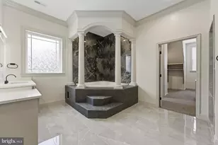 7301 Calvert St, Annandale, VA 22003 - Photo 48