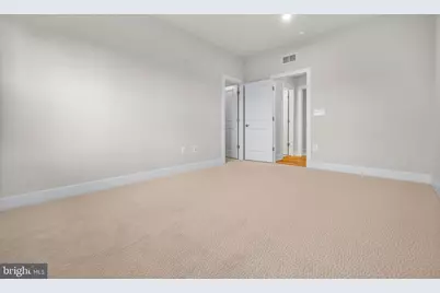 7505 Magarity Road, Falls Church, VA 22043 - Photo 42