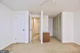 1915 Belmont Ridge Ct, Reston, VA 20191 - Photo 20