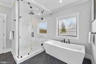 1118 Westbriar Ct NE, Vienna, VA 22180 - Photo 52