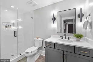 1118 Westbriar Ct NE, Vienna, VA 22180 - Photo 64