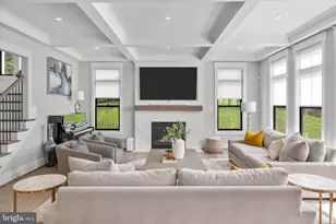 1118 Westbriar Ct NE, Vienna, VA 22180 - Photo 14