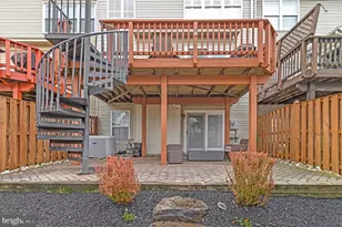 7406 Roudsby Ct, Alexandria, VA 22315 - Photo 46