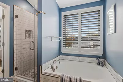 7406 Roudsby Court, Alexandria, VA 22315 - Photo 34