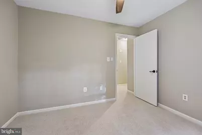 10209 Roberts Common Lane, Burke, VA 22015 - Photo 22