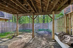 10209 Roberts Common Ln, Burke, VA 22015 - Photo 30