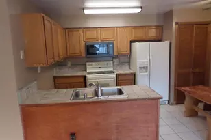 8623 Beekman Pl, Alexandria, VA 22309 - Photo 4