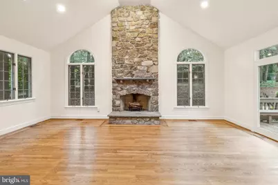 2527 Hunter Mill Road, Oakton, VA 22124 - Photo 26