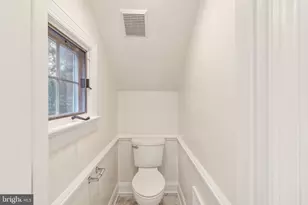 2527 Hunter Mill Rd, Oakton, VA 22124 - Photo 46