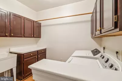 2527 Hunter Mill Road, Oakton, VA 22124 - Photo 32