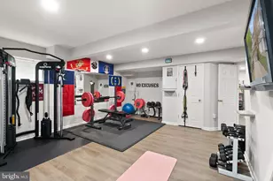 8929 Mayhew Ct, Lorton, VA 22079 - Photo 40