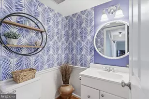 1919 Batten Hollow, Vienna, VA 22182 - Photo 14