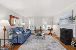 1919 Batten Hollow, Vienna, VA 22182 - Photo 12