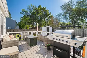 1000 Hertford St, Herndon, VA 20170 - Photo 36