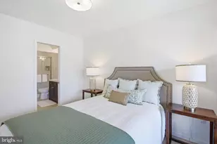 7594 Lakeside Village Dr, Falls Church, VA 22042 - Photo 12