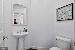 4460 Black Ironwood Dr, Fairfax, VA 22030 - Photo 18