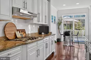 4460 Black Ironwood Dr, Fairfax, VA 22030 - Photo 8