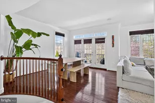 4460 Black Ironwood Dr, Fairfax, VA 22030 - Photo 4