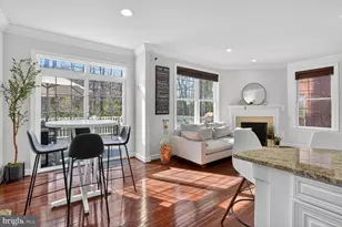 4460 Black Ironwood Dr, Fairfax, VA 22030 - Photo 12