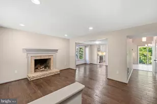 6275 Kerrydale Dr, Springfield, VA 22152 - Photo 6