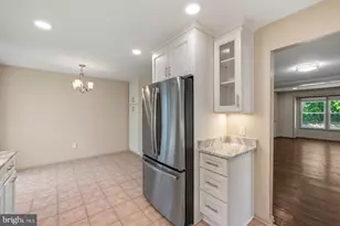 6275 Kerrydale Dr, Springfield, VA 22152 - Photo 14