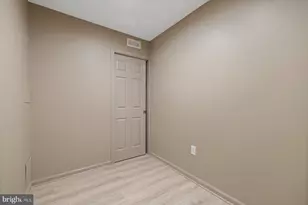 6275 Kerrydale Dr, Springfield, VA 22152 - Photo 36