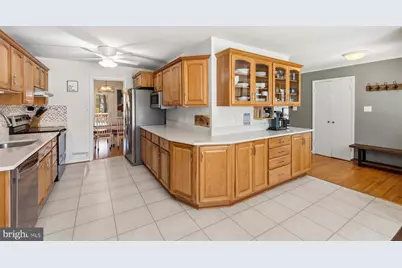 6231 Greeley Boulevard, Springfield, VA 22152 - Photo 8