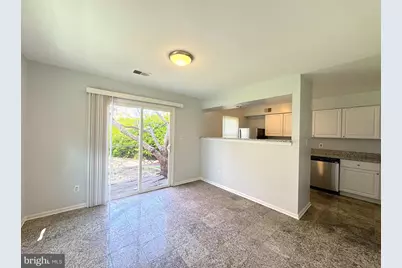 9528 Hagel Circle #06/C, Lorton, VA 22079 - Photo 4