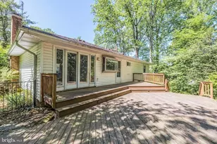 410 Victoria Ct NW, Vienna, VA 22180 - Photo 34
