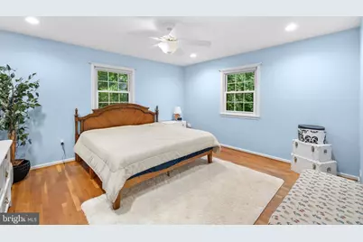 410 Victoria Court NW, Vienna, VA 22180 - Photo 14