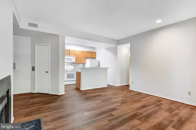 12155 Penderview Terrace #804, Fairfax, VA 22033 - Photo 8