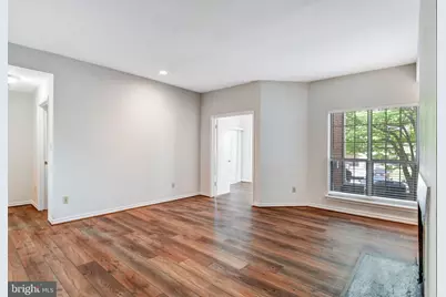 12155 Penderview Terrace #804, Fairfax, VA 22033 - Photo 6