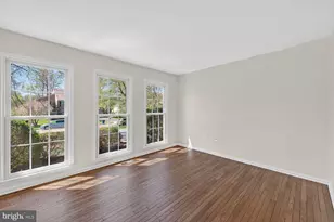 2951 Franklin Oaks Dr, Herndon, VA 20171 - Photo 4