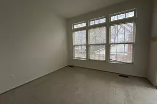 8477 Hallie Rose St, Alexandria, VA 22309 - Photo 2