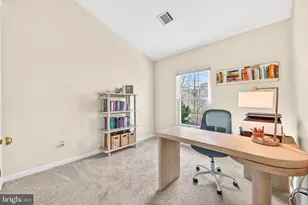 12017 Edgemere Cir, Reston, VA 20190 - Photo 28