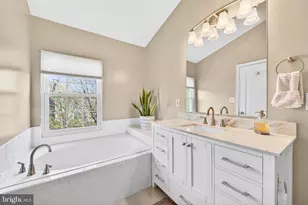 12017 Edgemere Cir, Reston, VA 20190 - Photo 26