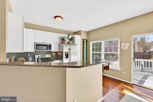 12017 Edgemere Cir, Reston, VA 20190 - Photo 12