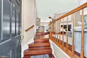 12017 Edgemere Cir, Reston, VA 20190 - Photo 4