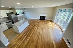 6810 Fern Ln, Annandale, VA 22003 - Photo 2