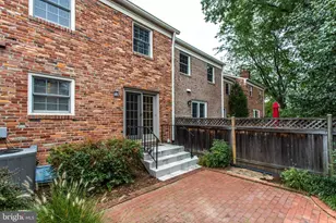1608 Dunterry Pl, McLean, VA 22101 - Photo 38