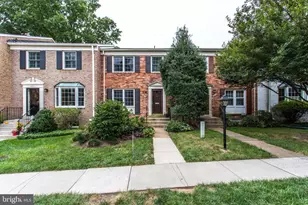 1608 Dunterry Pl, McLean, VA 22101 - Photo 2