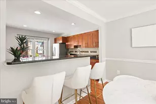 7813 Wintercress Ln, Springfield, VA 22152 - Photo 12