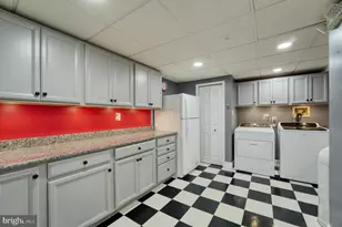 13392 Point Rider Ln, Herndon, VA 20171 - Photo 36