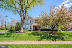 13392 Point Rider Ln, Herndon, VA 20171 - Photo 2