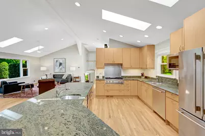 2114 Galloping Way, Vienna, VA 22181 - Photo 20