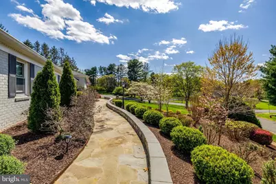 2114 Galloping Way, Vienna, VA 22181 - Photo 2