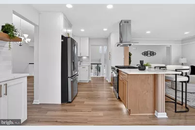 9217 Dorothy Lane, Springfield, VA 22153 - Photo 12