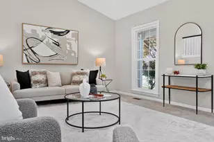 9217 Dorothy Ln, Springfield, VA 22153 - Photo 6